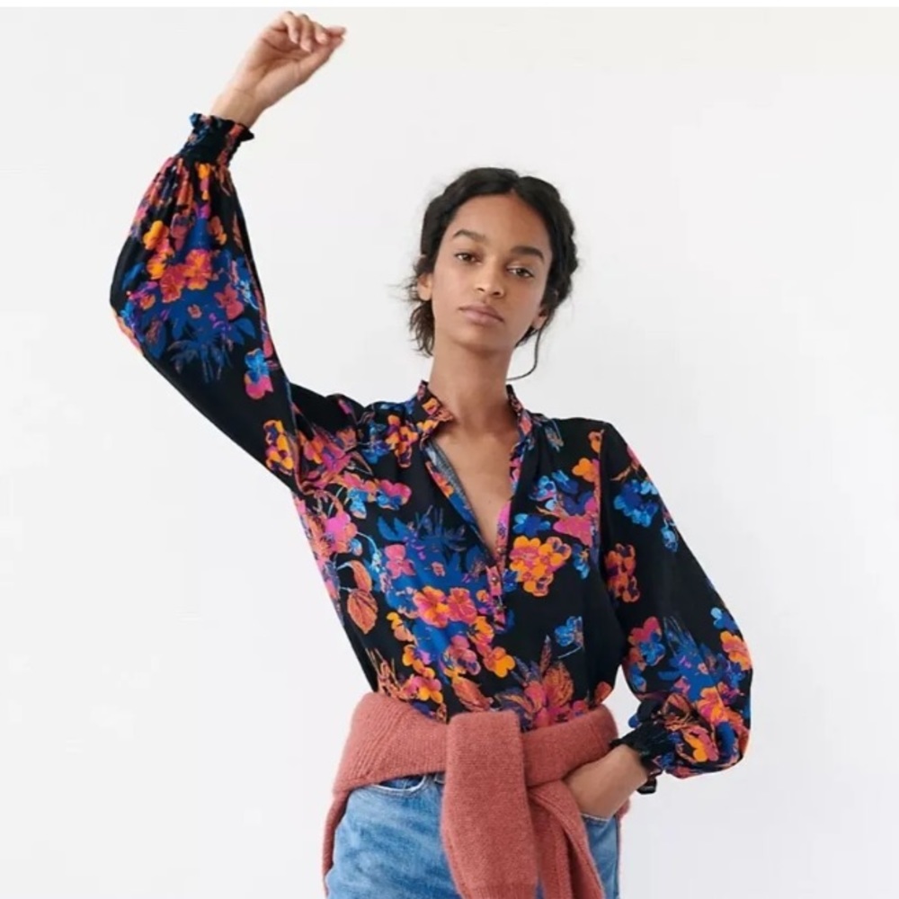🛑SOLD Anthropologie Maeve Colette Pullover Peasant Blouse in Black Floral XS - Picture 3 of 9